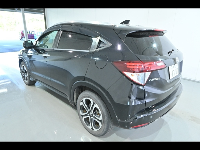 HONDA VEZEL 2016