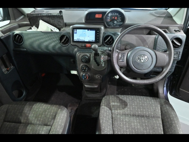 TOYOTA SPADE 2014
