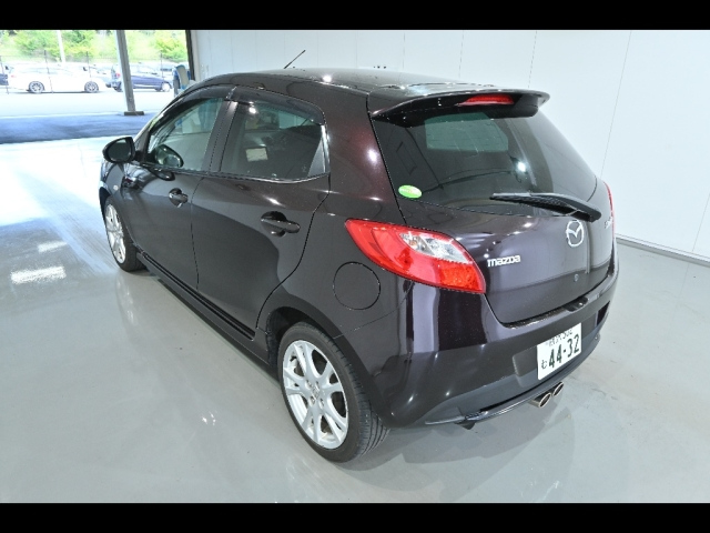 MAZDA DEMIO 2009