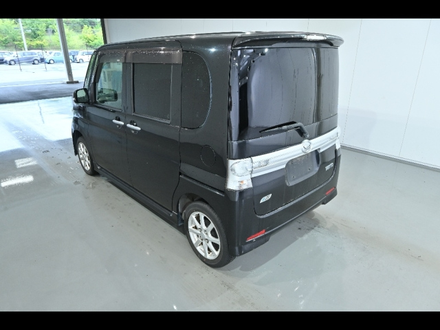 DAIHATSU TANTO 2012