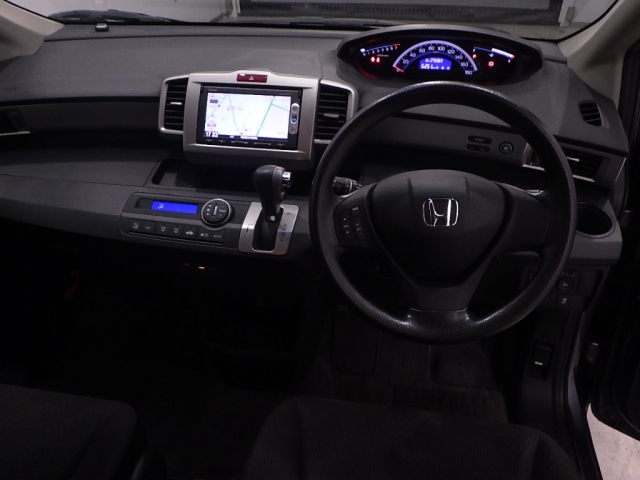 HONDA FREED 2014