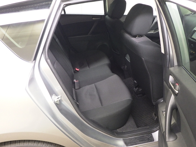 MAZDA AXELA 2013