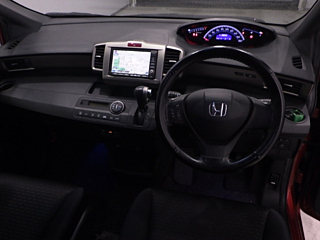 HONDA FREED 2010