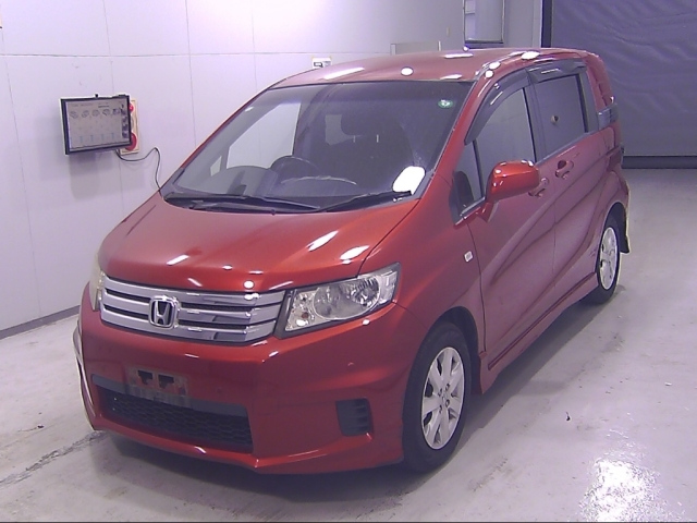 HONDA FREED 2010