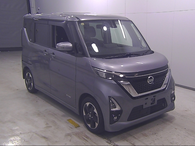 NISSAN ROOX 2020