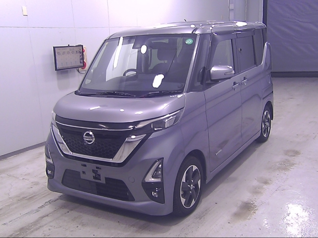 NISSAN ROOX 2020
