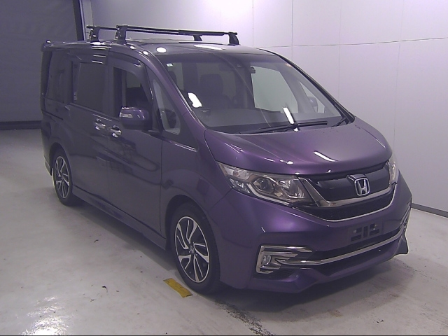 HONDA STEP WAGON 2017