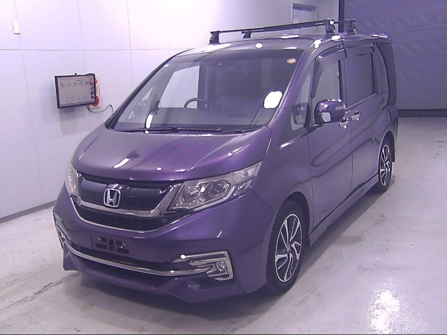 HONDA STEP WAGON 2017