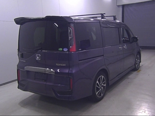 HONDA STEP WAGON 2017
