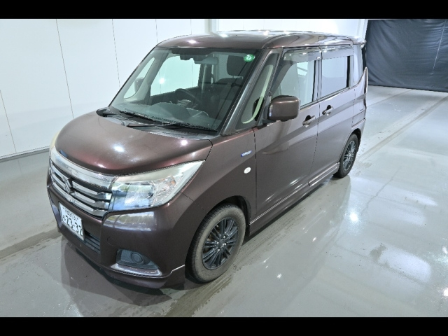 SUZUKI SOLIO 2015