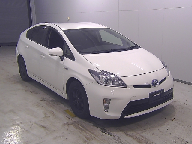 TOYOTA PRIUS 2014