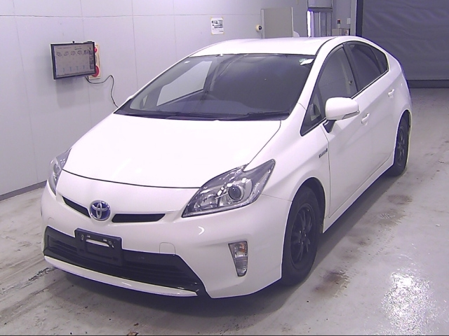 TOYOTA PRIUS 2014