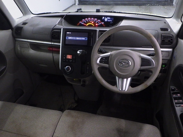 DAIHATSU TANTO 2014