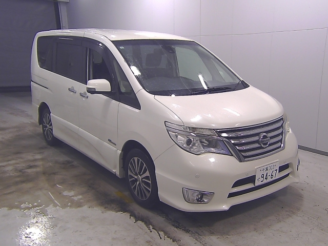NISSAN SERENA 2015