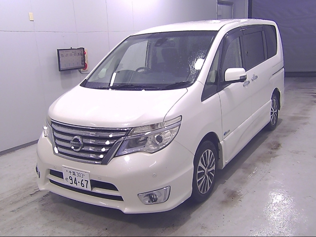 NISSAN SERENA 2015