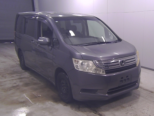 HONDA STEP WAGON 2010