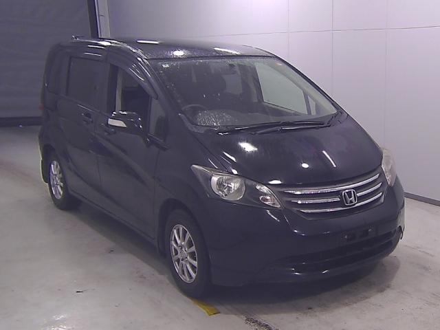 HONDA FREED 2010