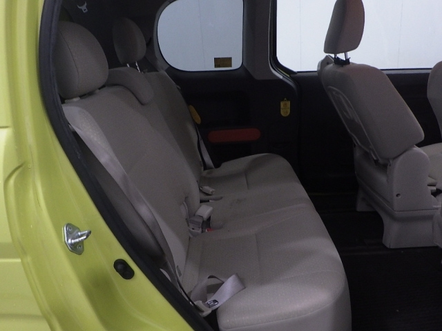 TOYOTA SPADE 2014