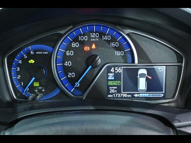 TOYOTA COROLLA FIELDER 2013