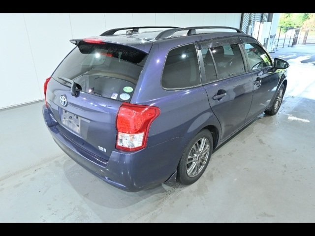 TOYOTA COROLLA FIELDER 2013