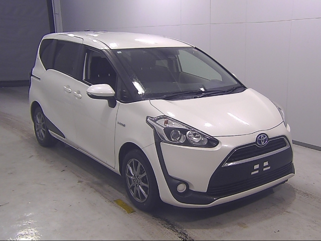 TOYOTA SIENTA 2016