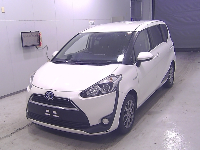 TOYOTA SIENTA 2016