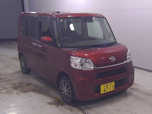 DAIHATSU TANTO 2018