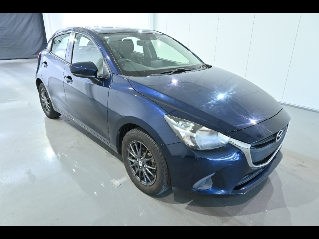 MAZDA DEMIO 2017