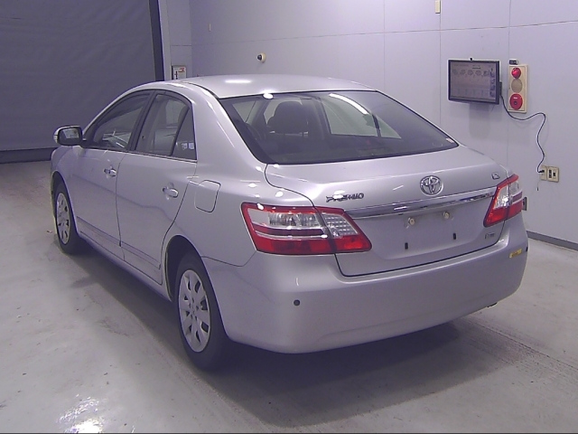 TOYOTA PREMIO 2010