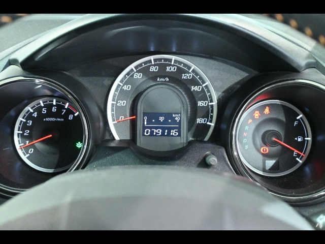 HONDA FIT SHUTTLE 2013