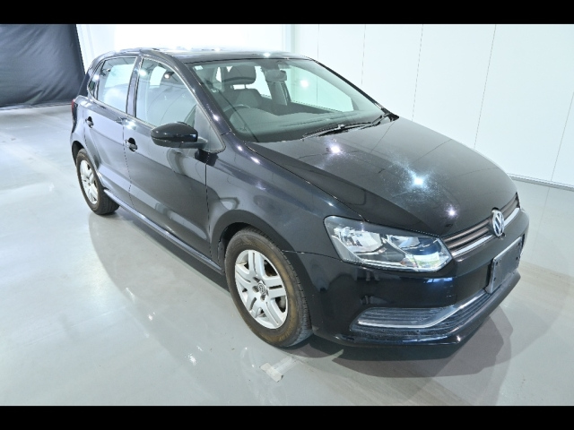 VOLKSWAGEN POLO 2014