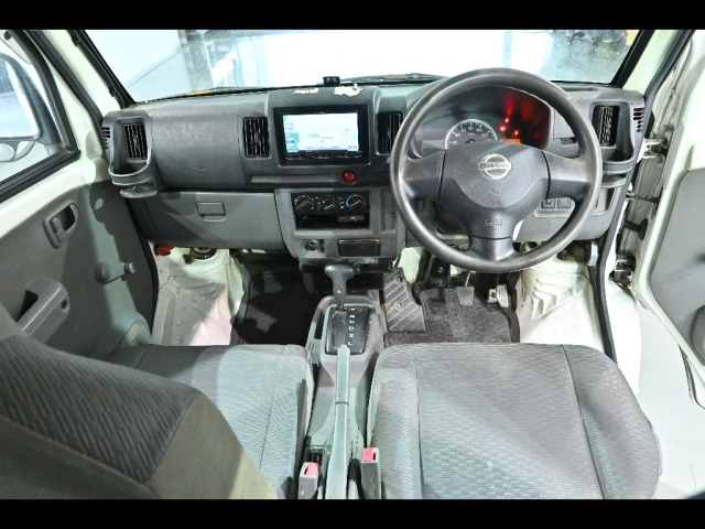 NISSAN CLIPPER VAN 2013