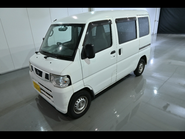 NISSAN CLIPPER VAN 2013