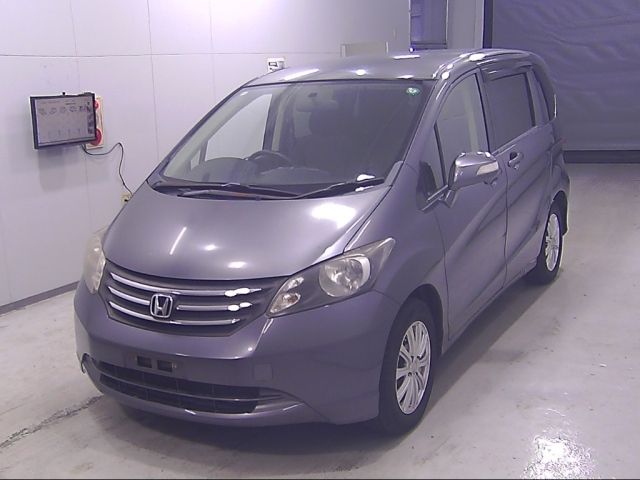 HONDA FREED 2010