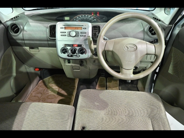 DAIHATSU TANTO 2010