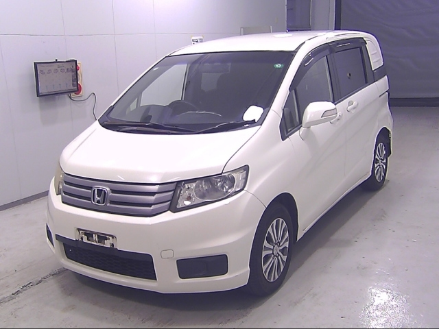 HONDA FREED 2012
