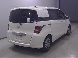 HONDA FREED 2012