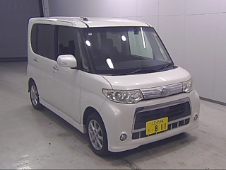 DAIHATSU TANTO 2012