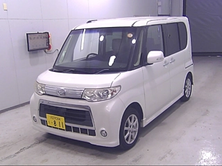 DAIHATSU TANTO 2012
