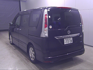 NISSAN SERENA 2011