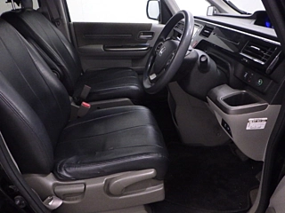 HONDA STEP WAGON 2015