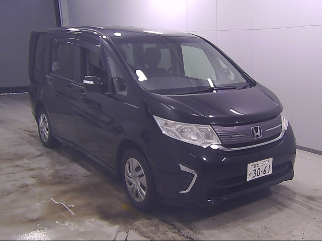 HONDA STEP WAGON 2015