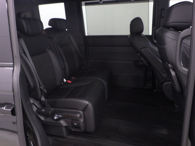 HONDA STEP WAGON 2024