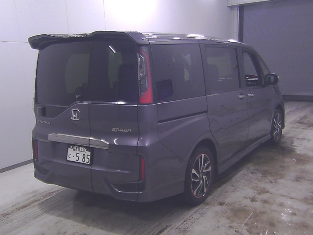 HONDA STEP WAGON 2015