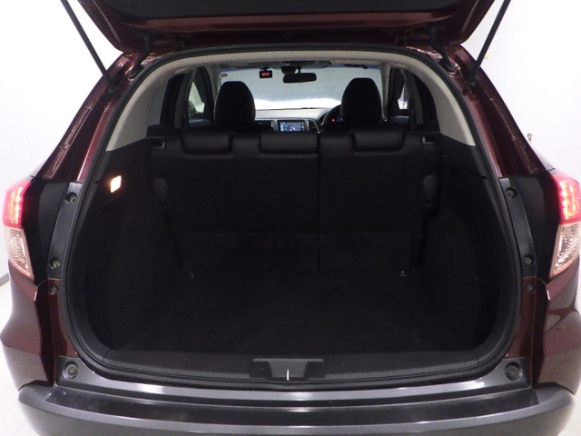 HONDA VEZEL 2015
