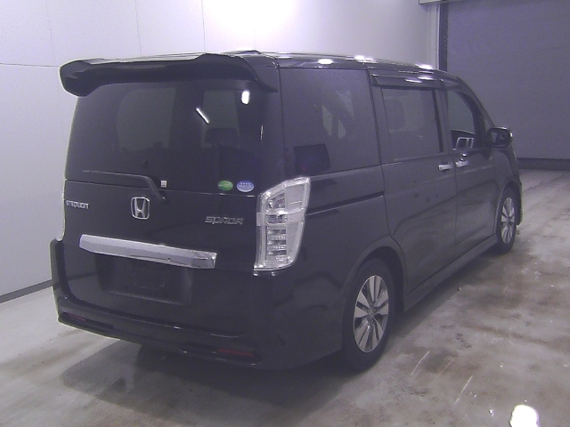 HONDA STEP WAGON 2014