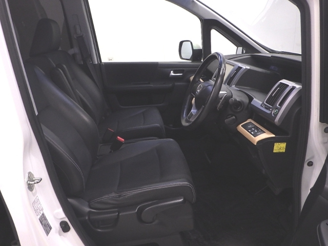 HONDA STEP WAGON 2012