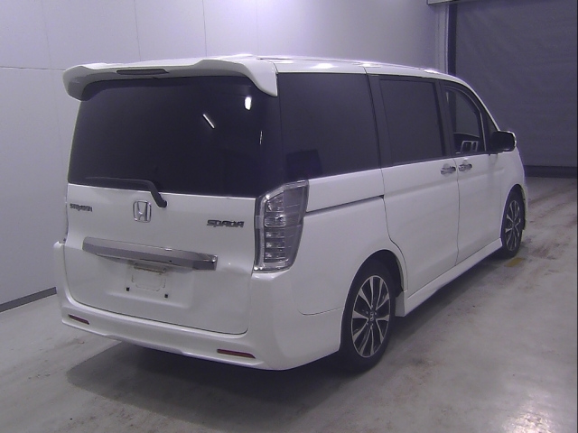 HONDA STEP WAGON 2012