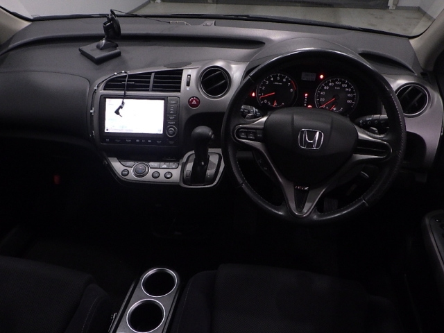 HONDA STREAM 2008