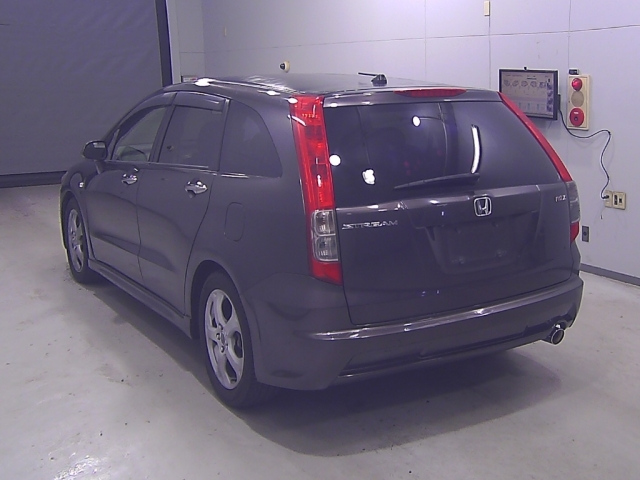 HONDA STREAM 2008